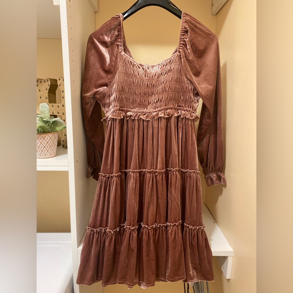 NWT Velvet Blush Boutique Dress - Picture 3 of 3